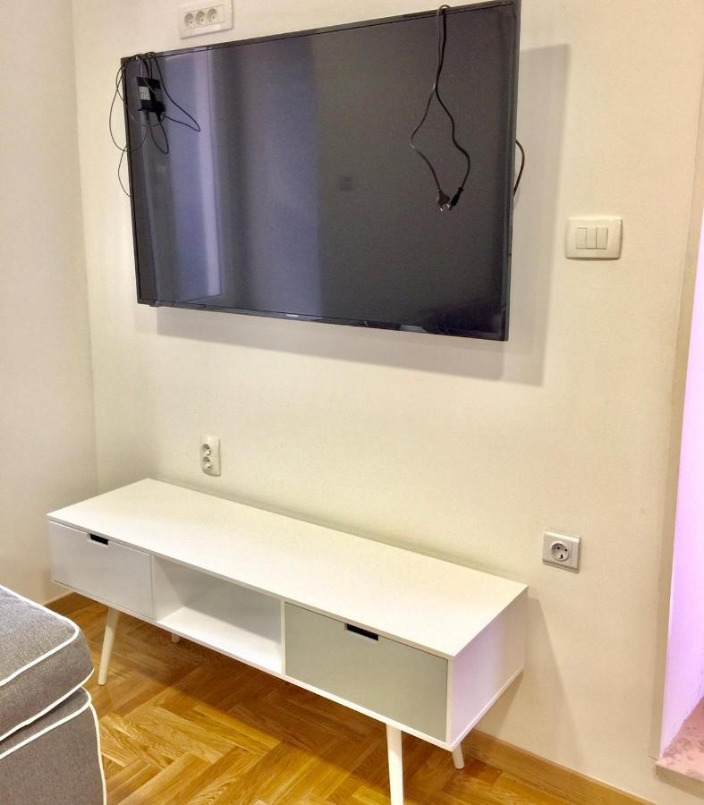 Sweet Studio Apartment Living In Fiume Kültér fotó