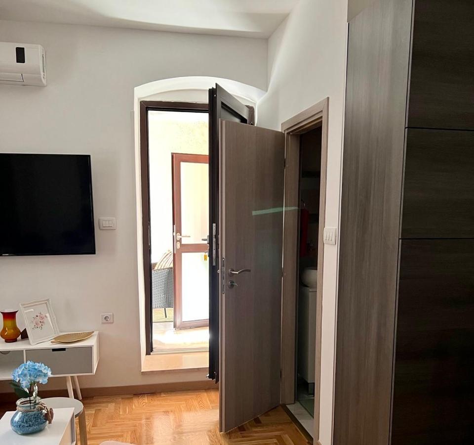 Sweet Studio Apartment Living In Fiume Kültér fotó